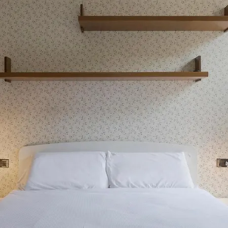 Carlo's - Centre 5 Min From Train Station Como